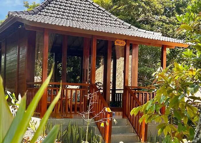 Balikaru Living Lodge *